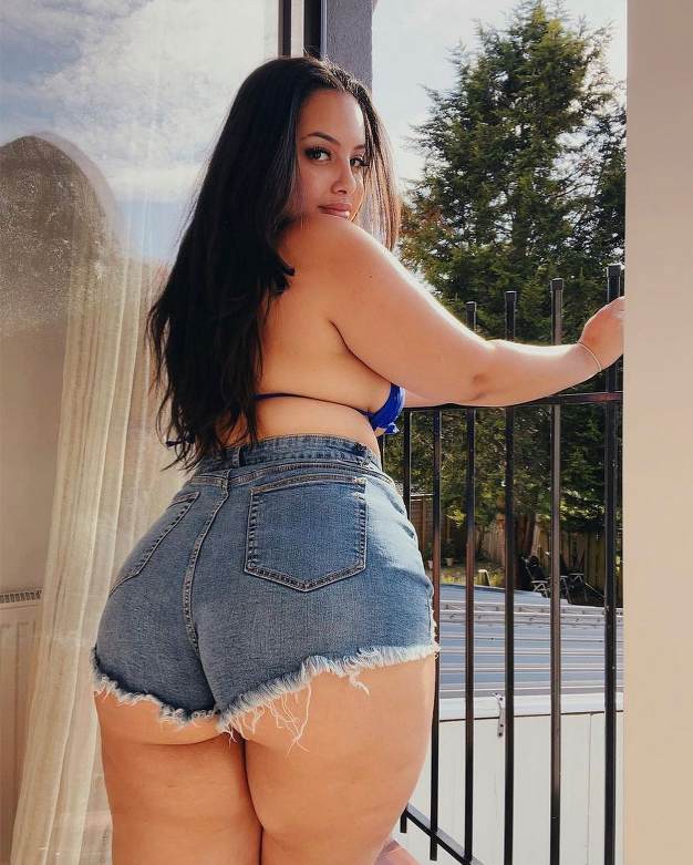 zina hadid hot
